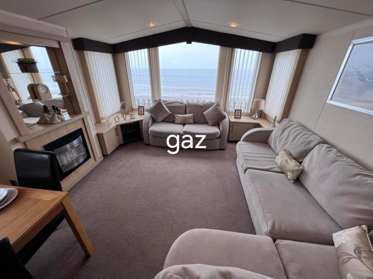 Gaz N Max Hotel อะแบร์เกล ภายนอก รูปภาพ