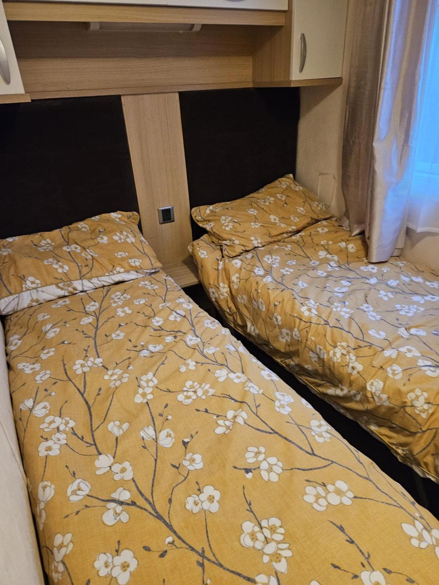 Gaz N Max Hotel อะแบร์เกล ภายนอก รูปภาพ